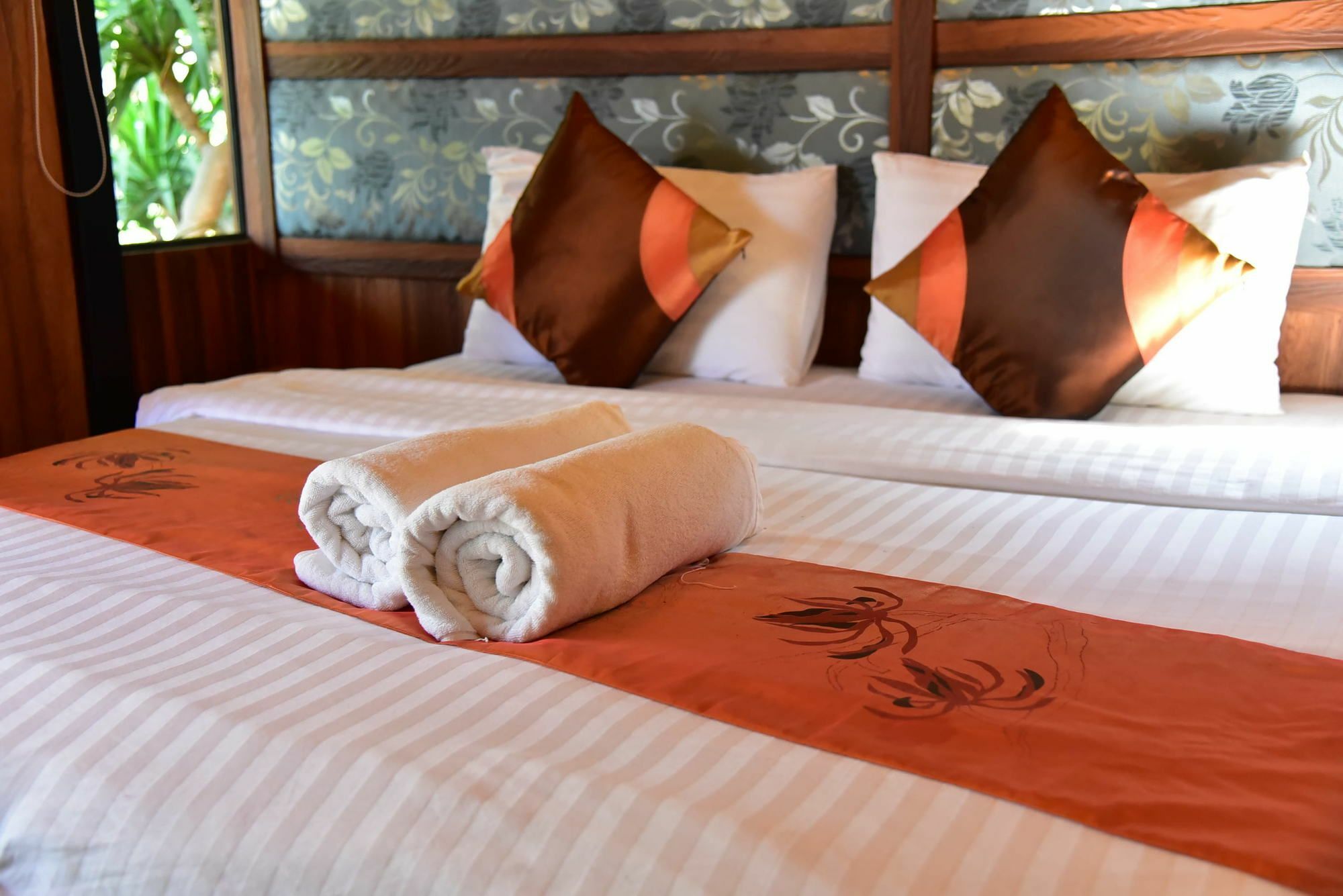 Dusit Talai Resort Nong Nam Daeng Exterior photo