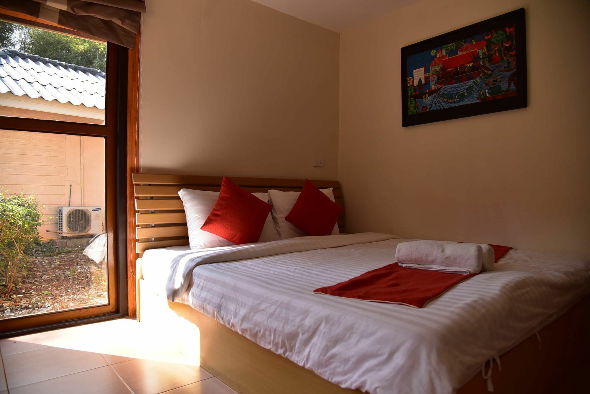 Dusit Talai Resort Nong Nam Daeng Exterior photo